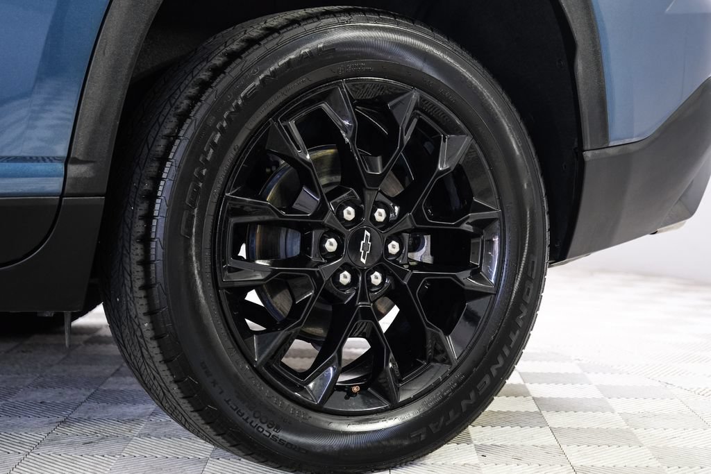 Used 2024 Chevrolet Traverse LT w/ Midnight/Sport Edition FWD image 58