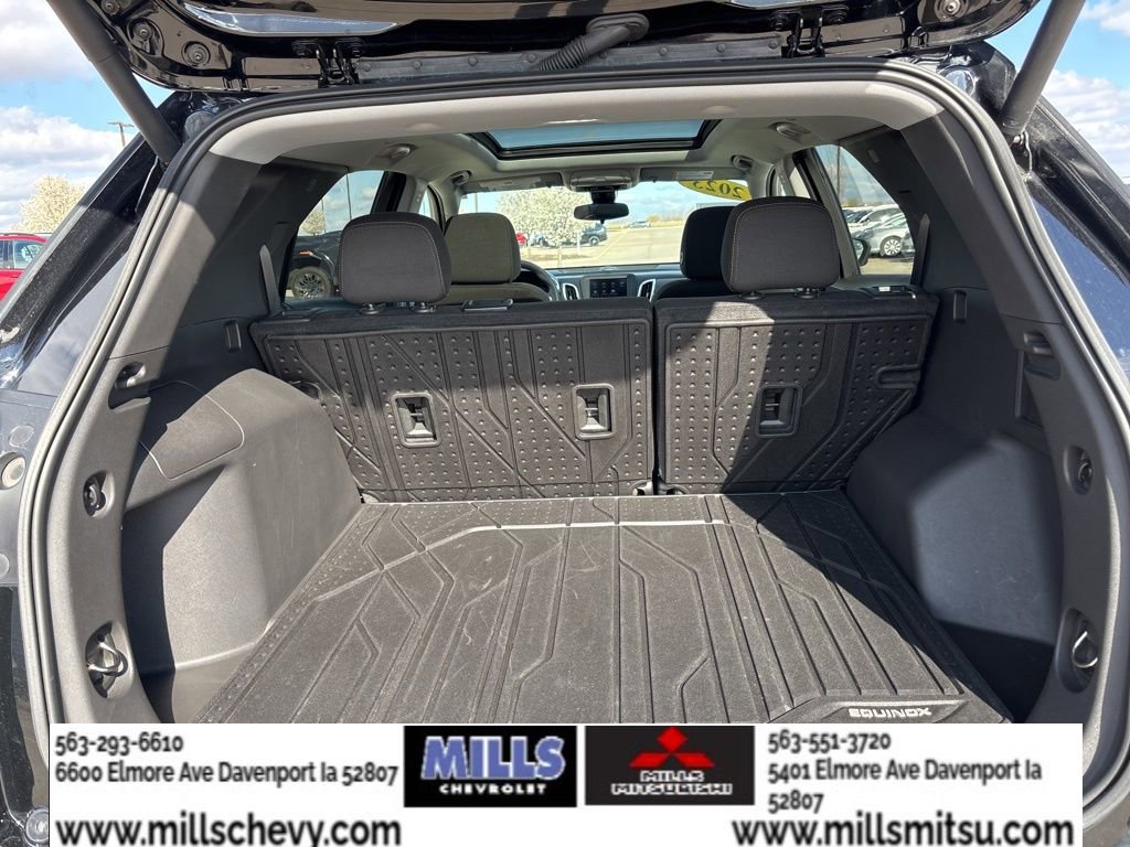 Used 2023 Chevrolet Equinox LT image 15