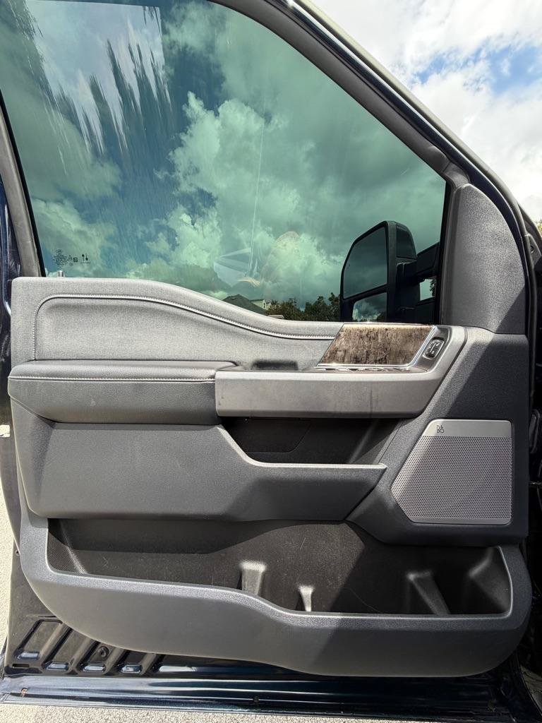 Used 2024 Ford F250 Lariat AWD/4WD image 10