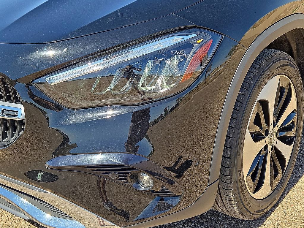 Used 2025 Mercedes-Benz GLA 250 4MATIC image 9