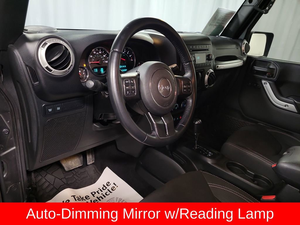 Used 2018 Jeep Wrangler Rubicon w/ Power Convenience Group image 14