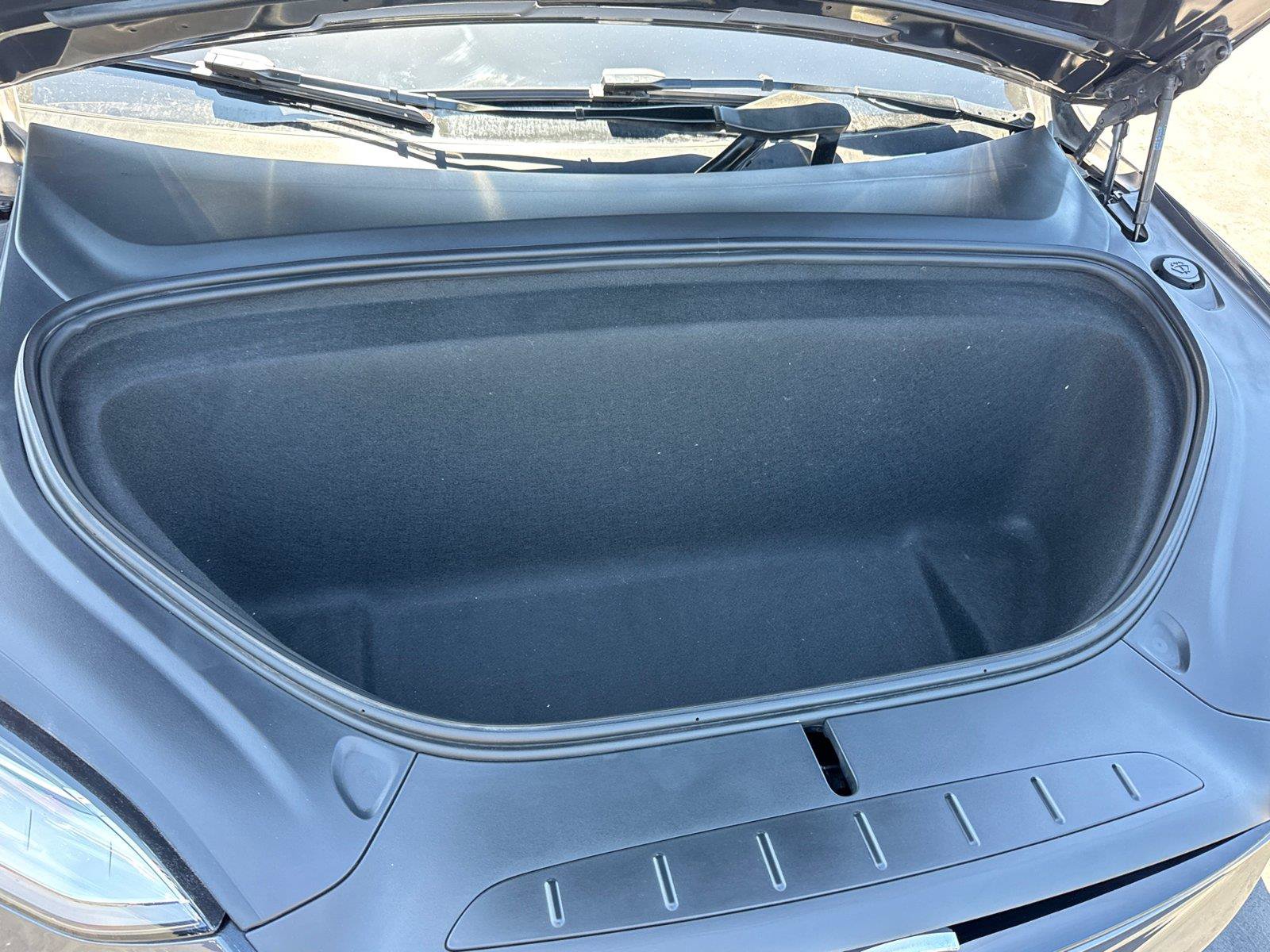 Used 2023 Tesla Model X AWD/4WD image 8