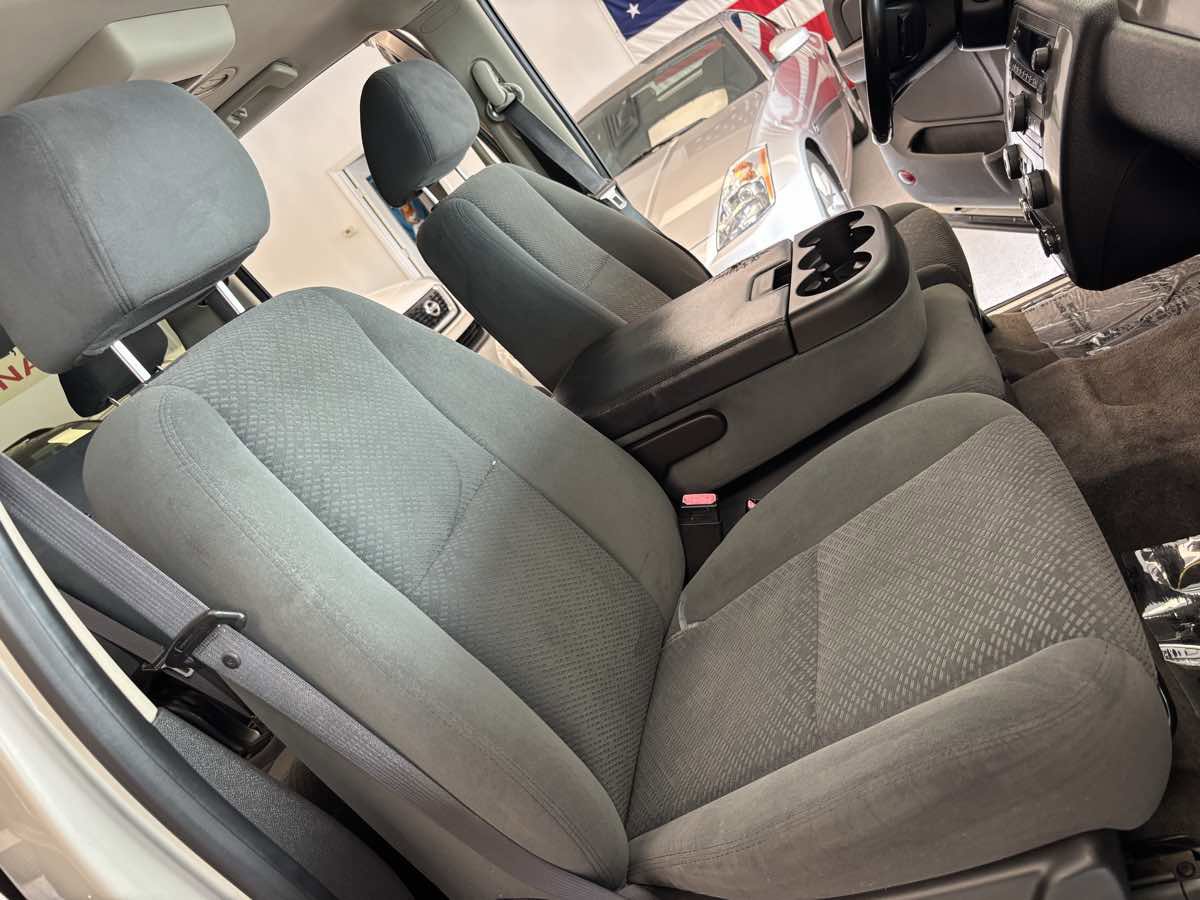 Used 2008 Chevrolet Suburban LS image 20