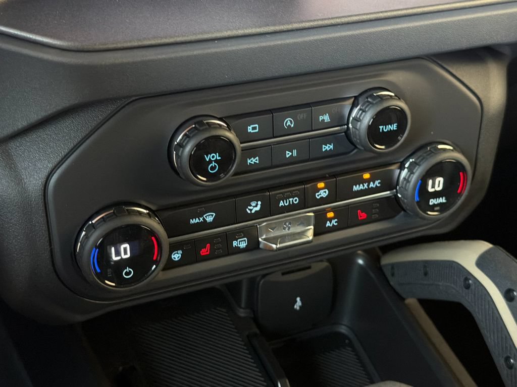 New 2026 Ford Bronco Badlands AWD/4WD image 20