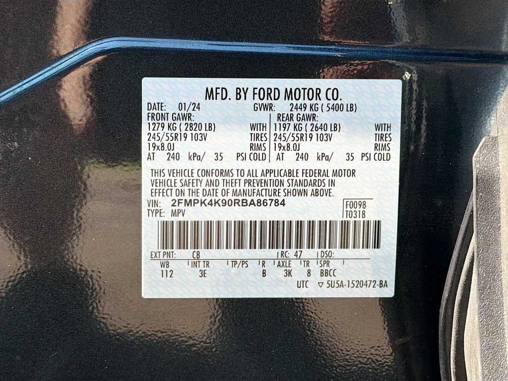 Certified 2024 Ford Edge Titanium AWD/4WD image 33