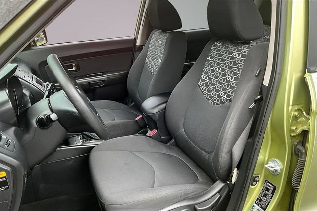 Used 2011 Kia Soul + w/ Audio Pkg FWD image 19