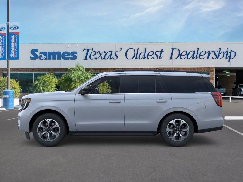 New 2026 Ford Expedition Active image 3