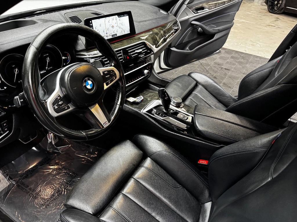 Used 2018 BMW 540i image 32