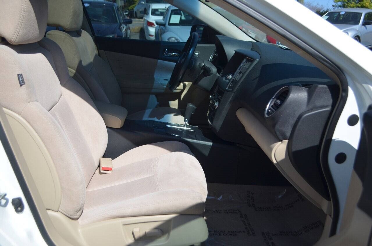 Used 2012 Nissan Maxima 3.5 S image 30