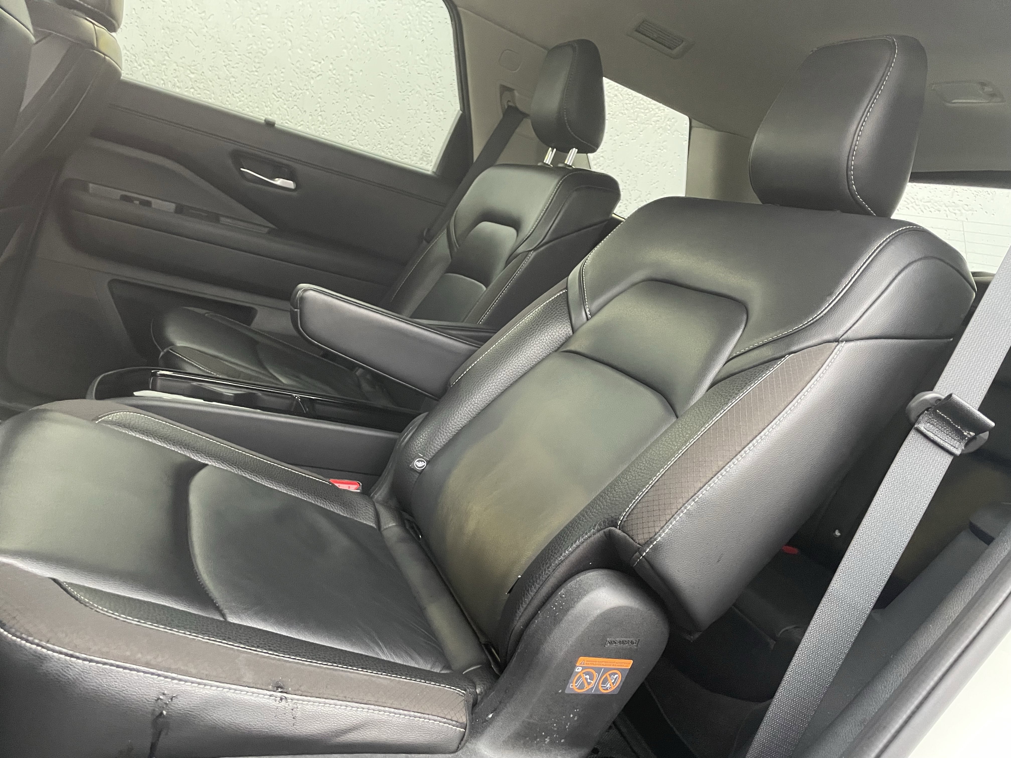 Used 2024 Nissan Pathfinder SL w/ SL Premium Package image 13