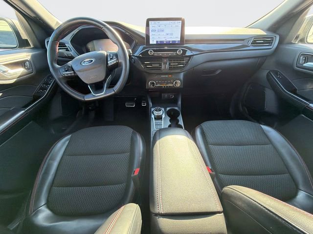 Used 2023 Ford Escape ST-Line image 18