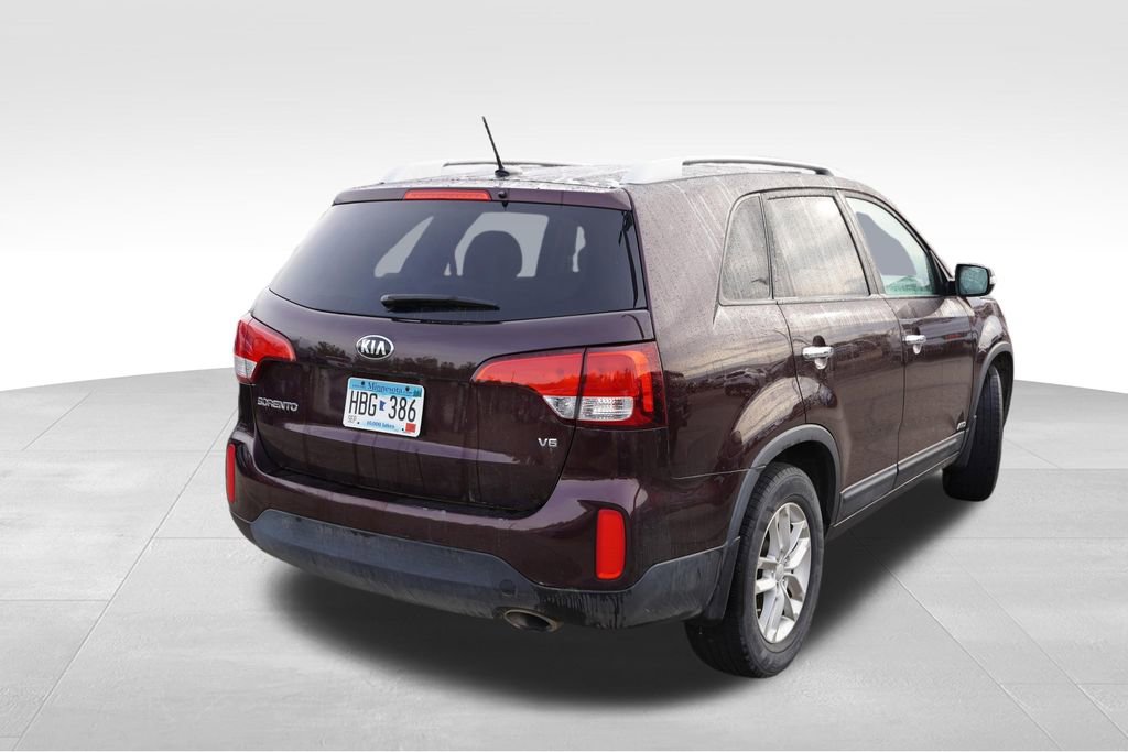 Used 2015 Kia Sorento LX AWD/4WD image 3