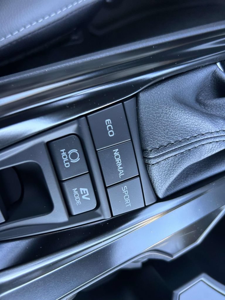 New 2026 Toyota Camry SE FWD image 21