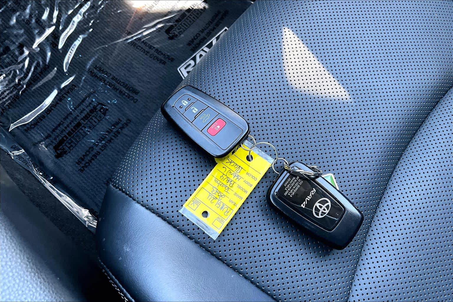 Used 2023 Toyota RAV4 Limited AWD/4WD image 15