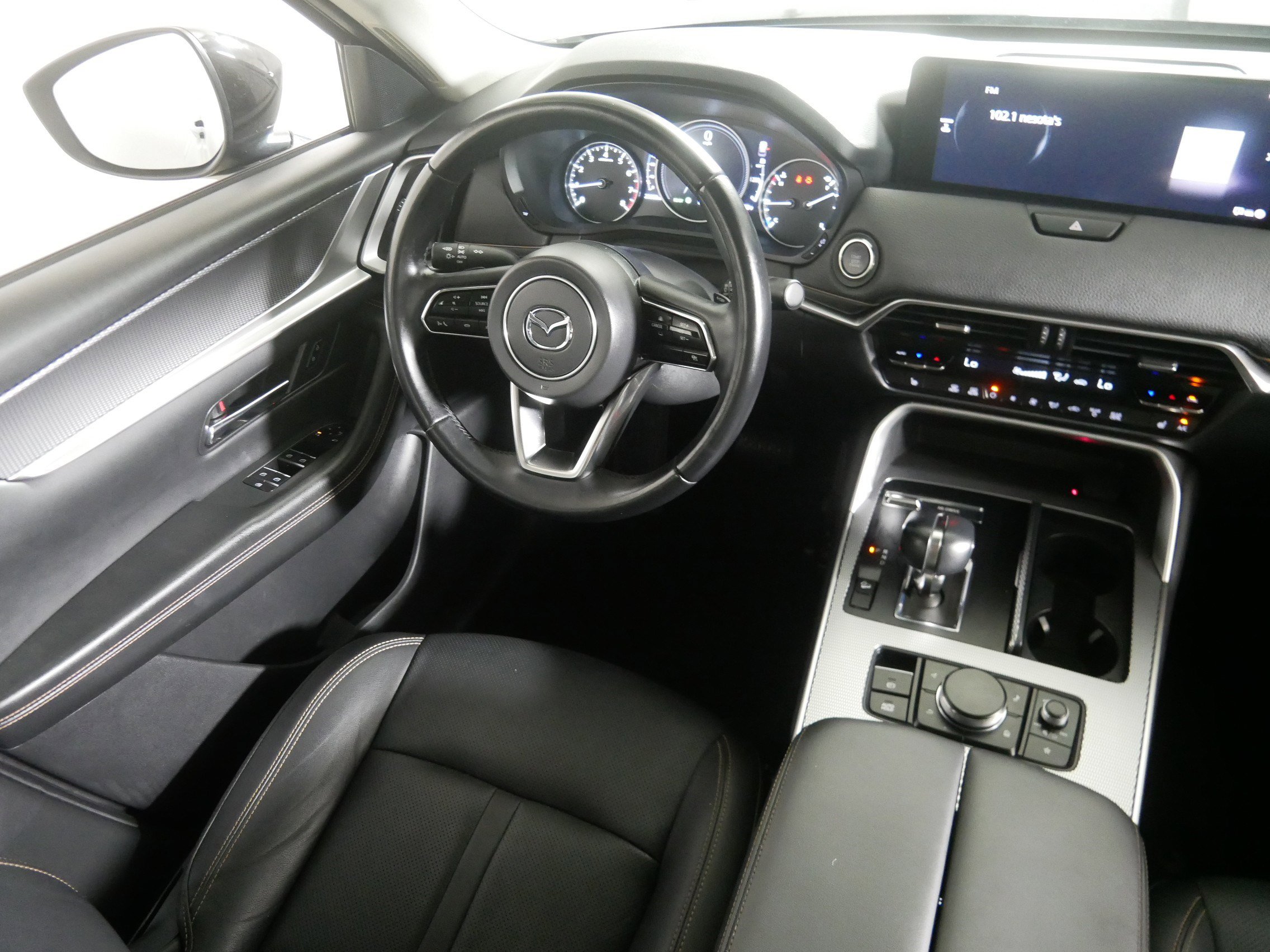 Certified 2025 MAZDA CX-70 3.3 Turbo w/ Preferred Package image 9