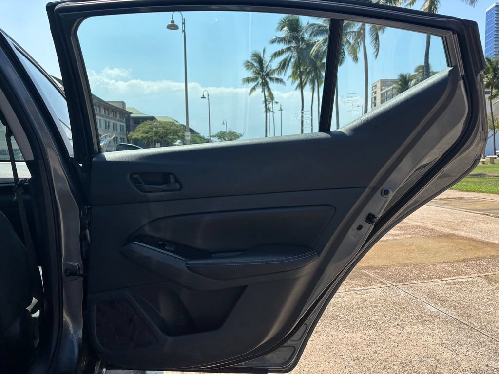 Used 2023 Nissan Altima 2.5 SV FWD image 17