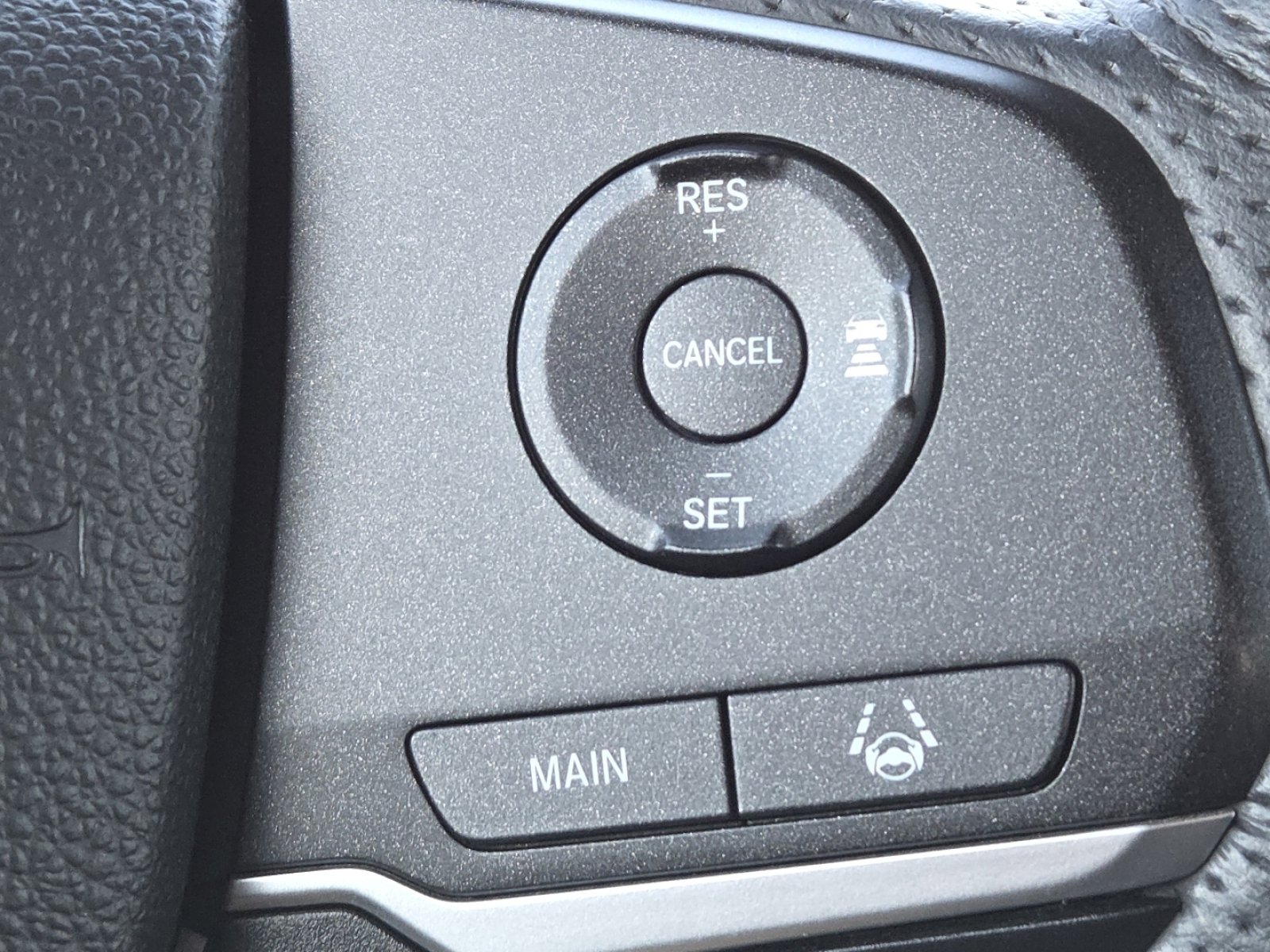 Used 2023 Honda Passport EX-L image 6