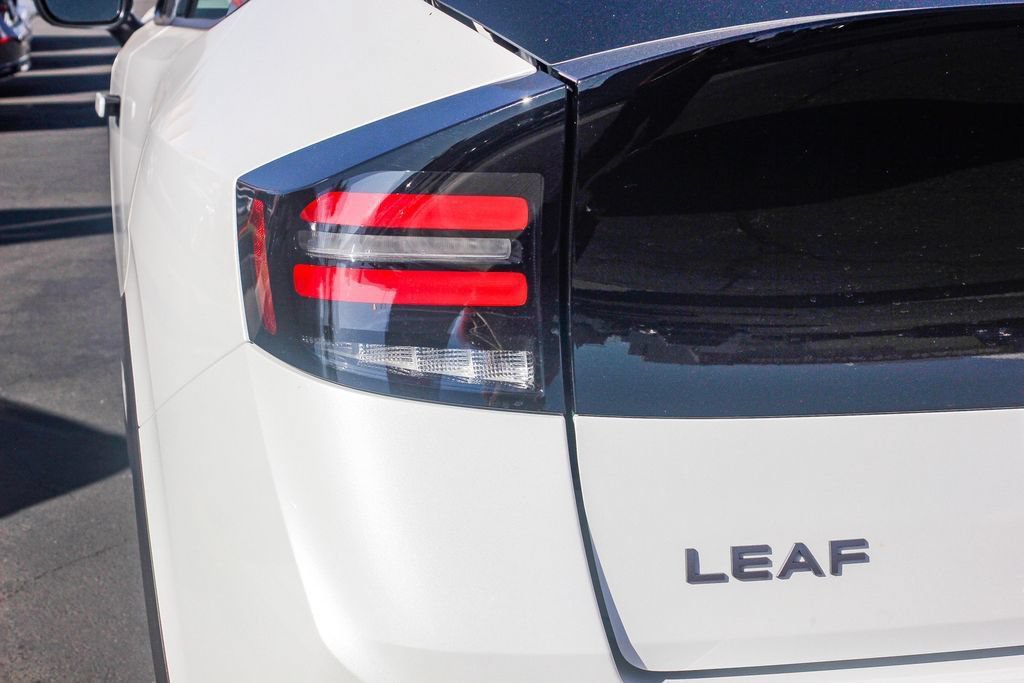 New 2026 Nissan Leaf SV+ w/ Floor Mat Package (SV+) FWD image 10
