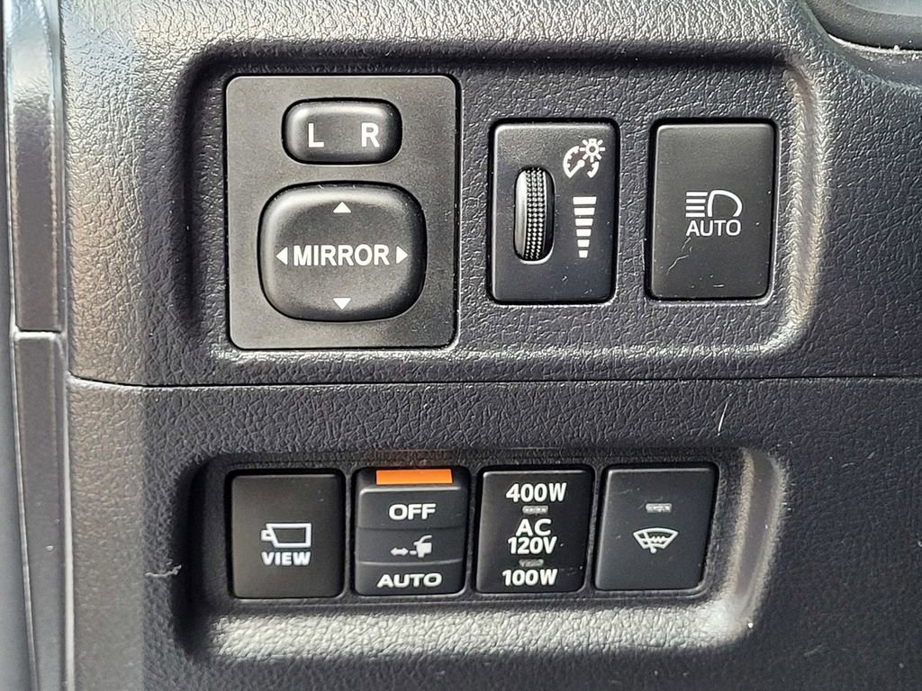 Used 2024 Toyota 4Runner Limited AWD/4WD image 11