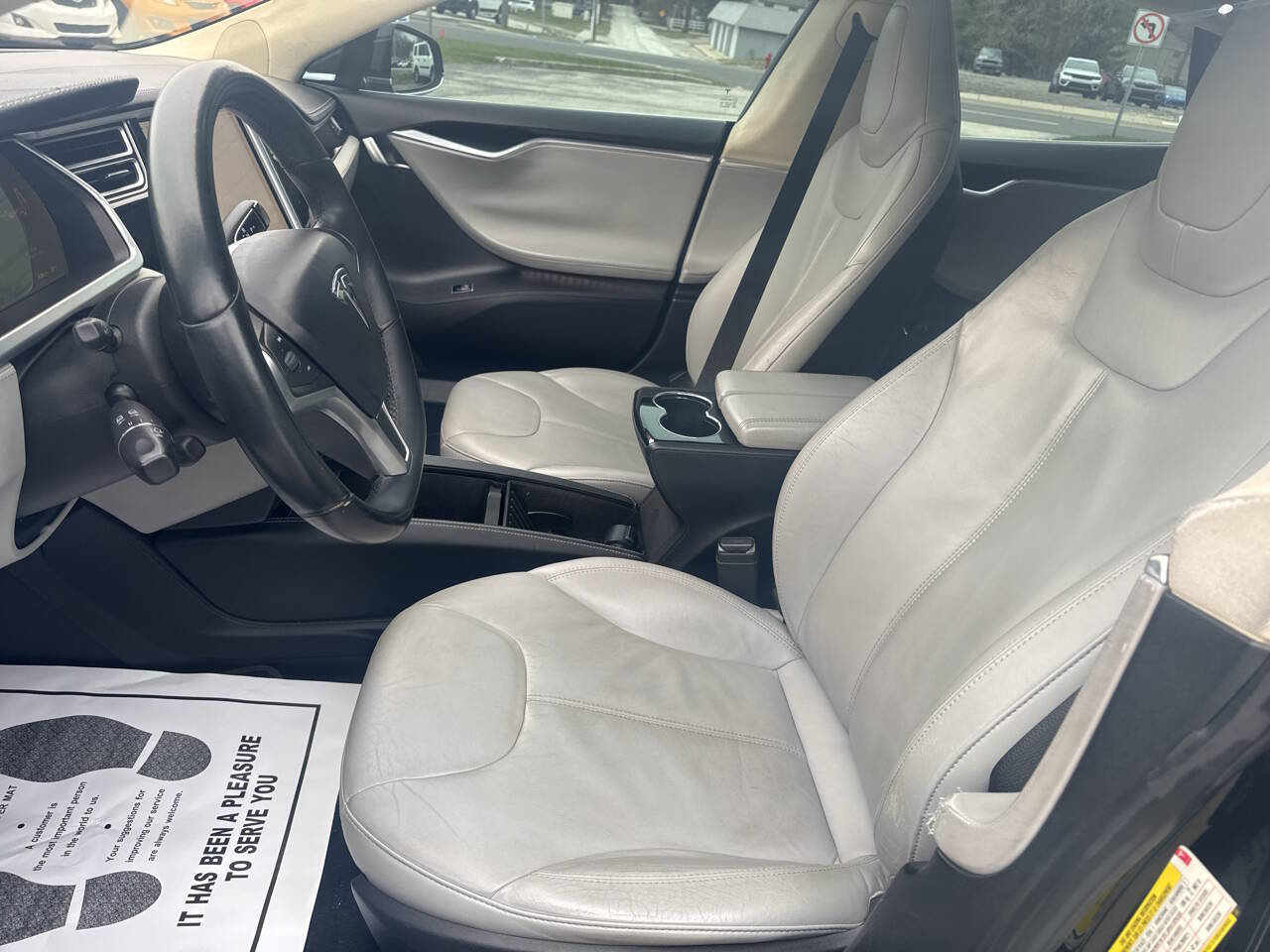 Used 2013 Tesla Model S Long Range RWD image 9