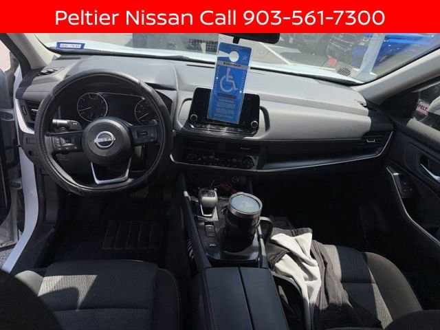 Certified 2024 Nissan Rogue SV FWD image 12