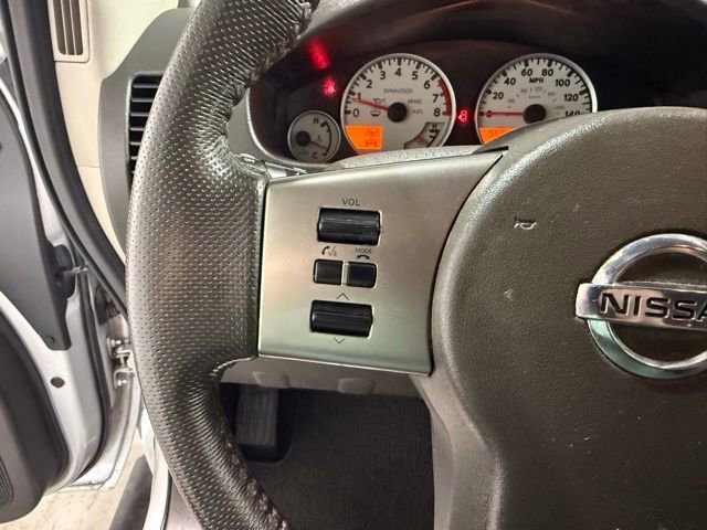 Used 2012 Nissan Frontier PRO-4X AWD/4WD image 14