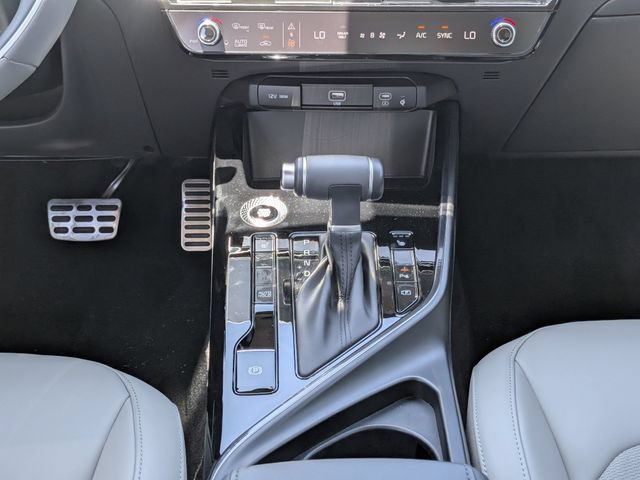 Used 2025 Kia Niro EX Touring FWD image 18