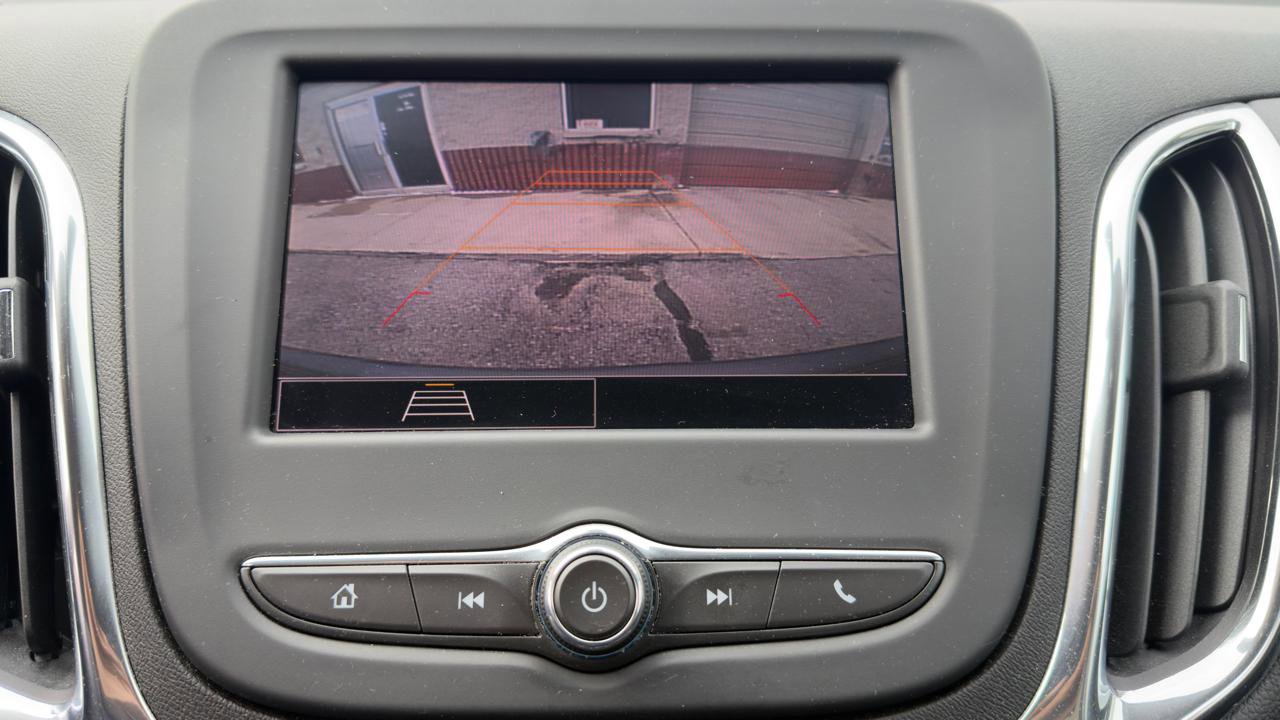 Used 2023 Chevrolet Equinox LT w/ Driver Convenience Package image 26