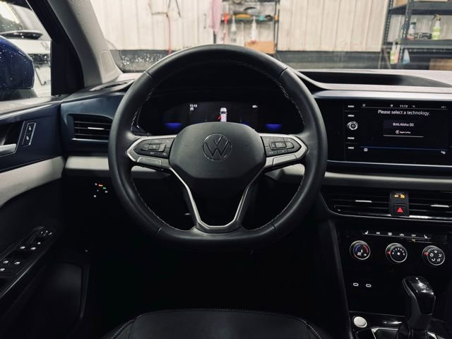 Used 2023 Volkswagen Taos SE w/ Panoramic Sunroof Package image 24