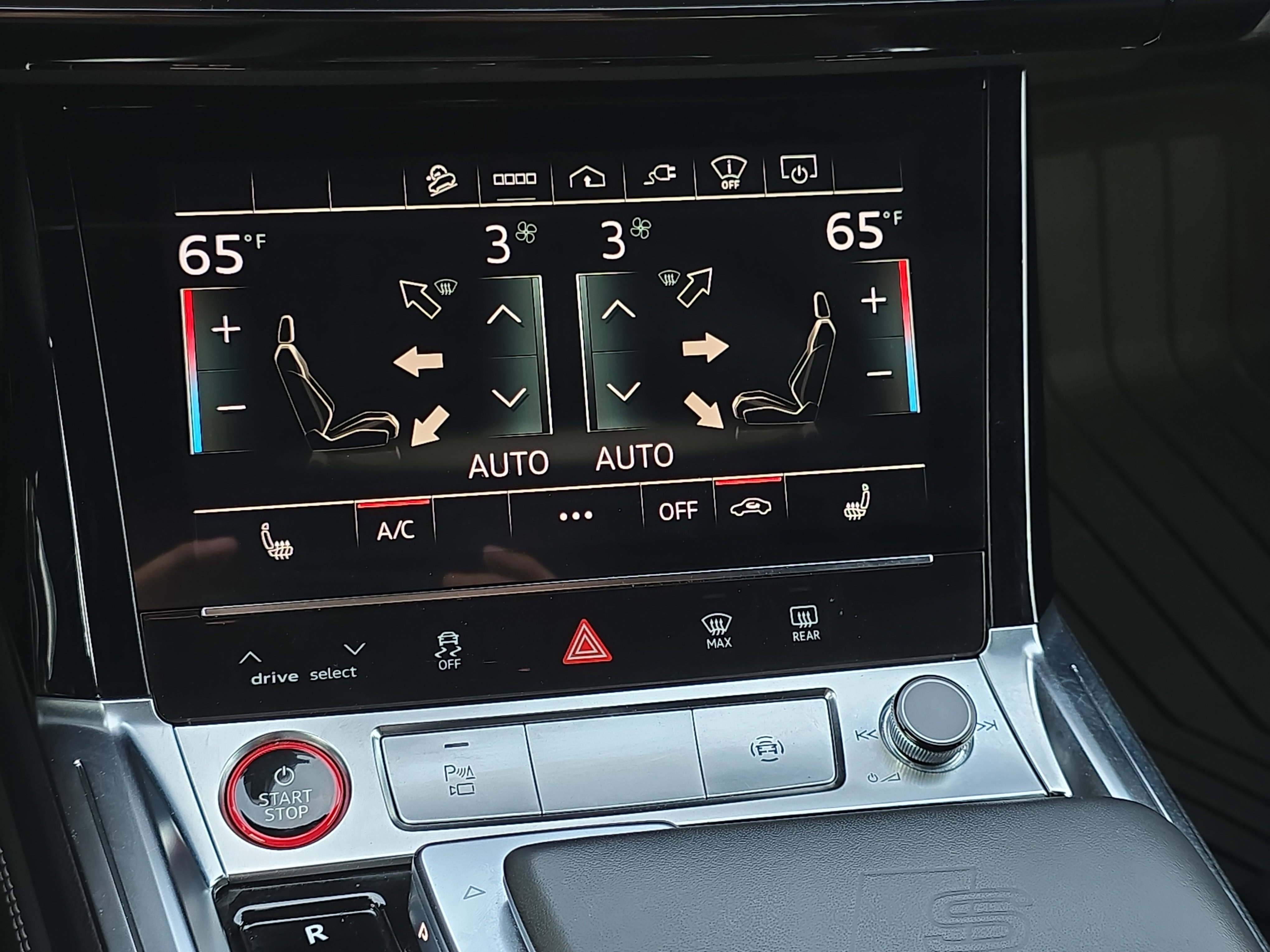 Used 2022 Audi e-tron S Prestige AWD/4WD image 23