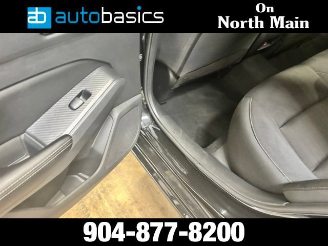 Used 2025 Nissan Altima 2.5 SV FWD image 16