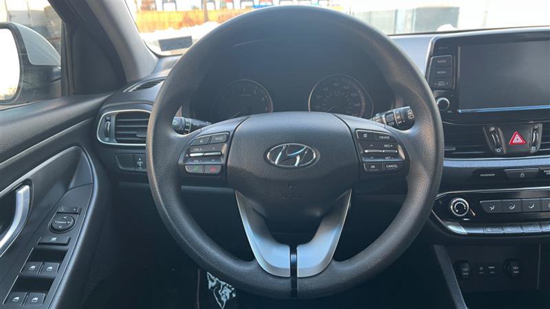 Used 2018 Hyundai Elantra GT FWD image 28