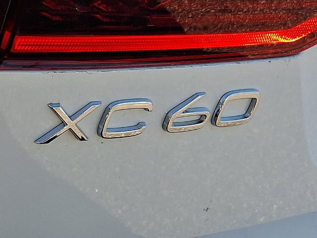 New 2026 Volvo XC60 B5 Plus w/ Protection Package Premier AWD/4WD image 11