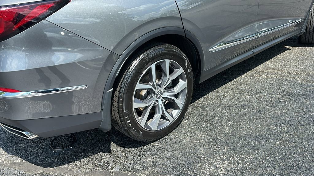 Used 2023 Acura MDX SH-AWD w/ Technology Package image 8