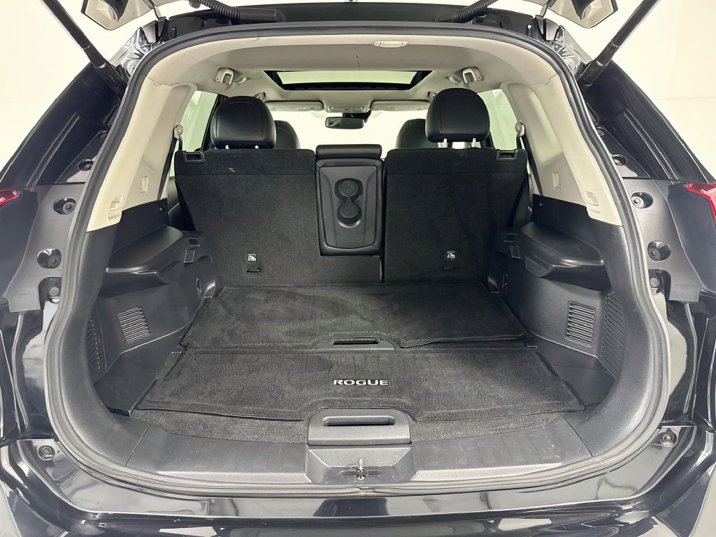 Used 2020 Nissan Rogue SL w/ Premium Package AWD/4WD image 27