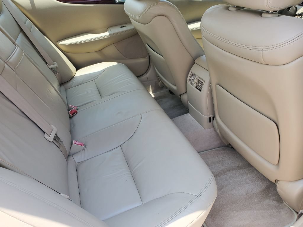 Used 2002 Lexus ES 330 FWD image 31