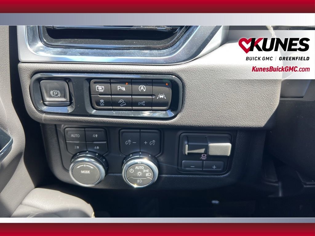 New 2026 GMC Yukon XL Elevation w/ Elevation Premium Package AWD/4WD image 22