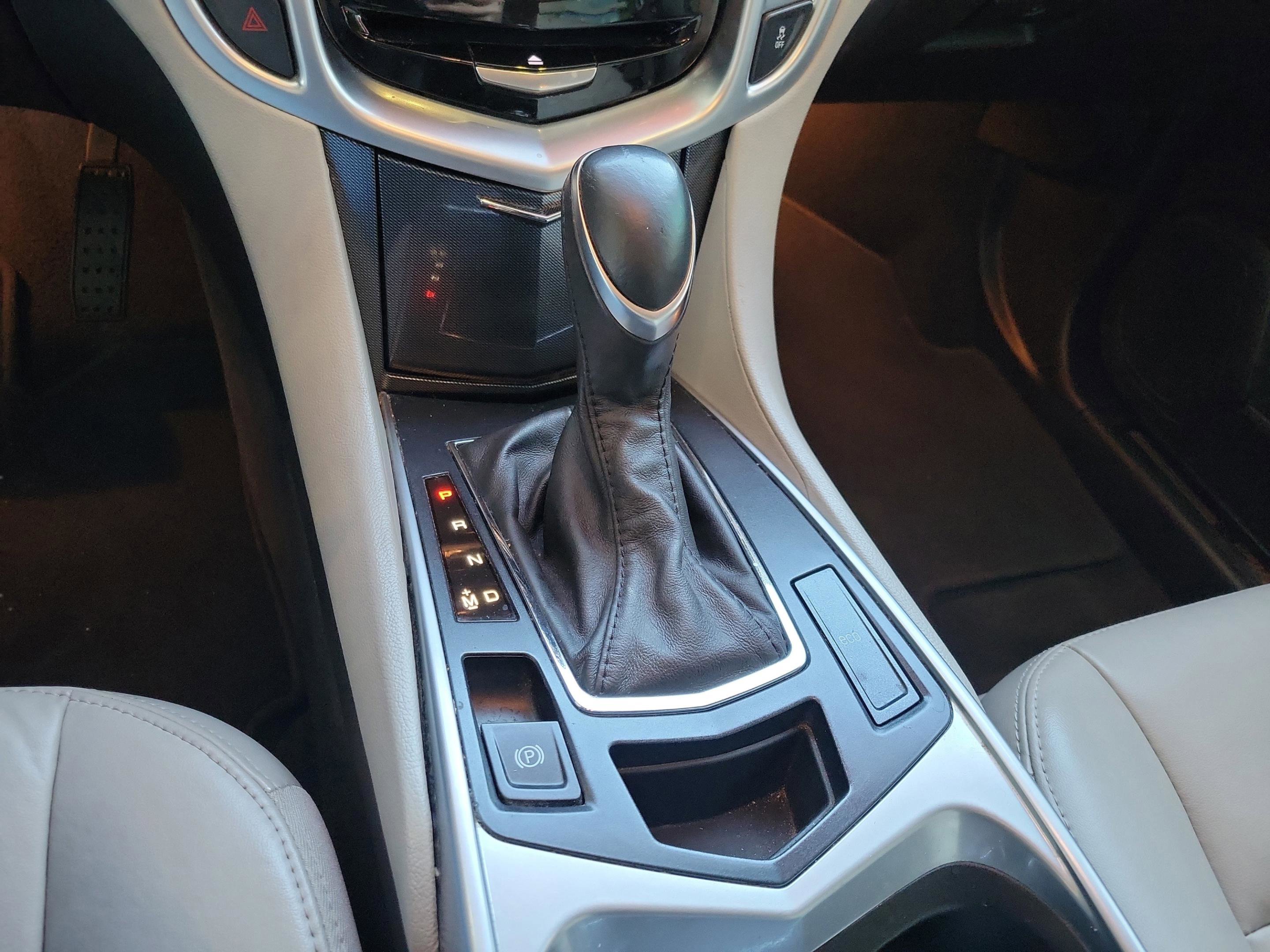 Used 2015 Cadillac SRX FWD image 23