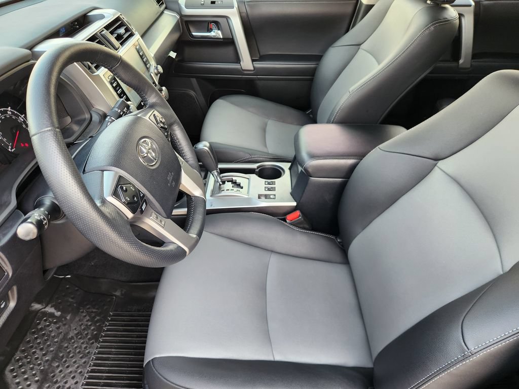 Used 2023 Toyota 4Runner SR5 Premium w/ Moonroof Package RWD image 12
