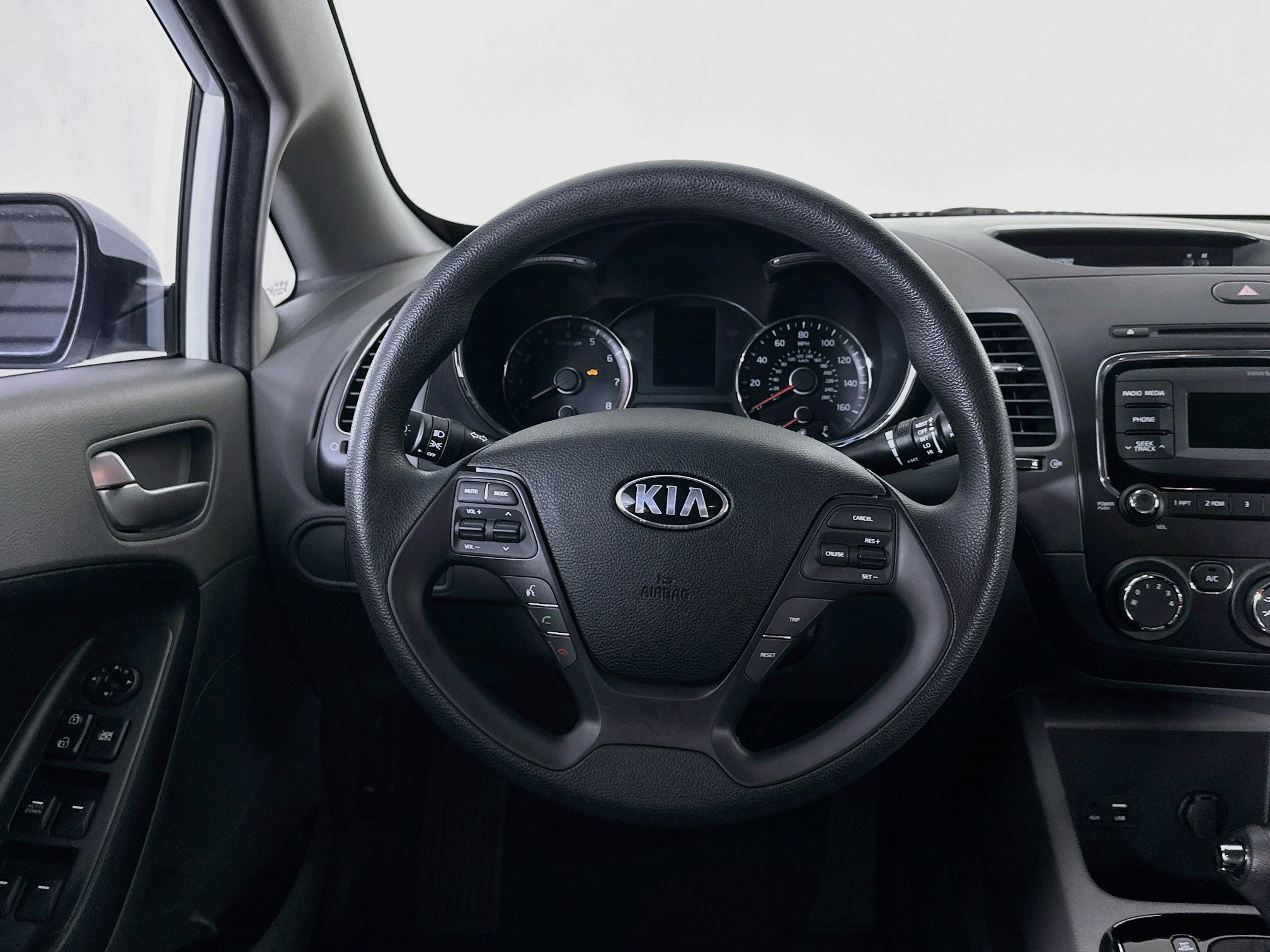 Used 2018 Kia Forte LX FWD image 17