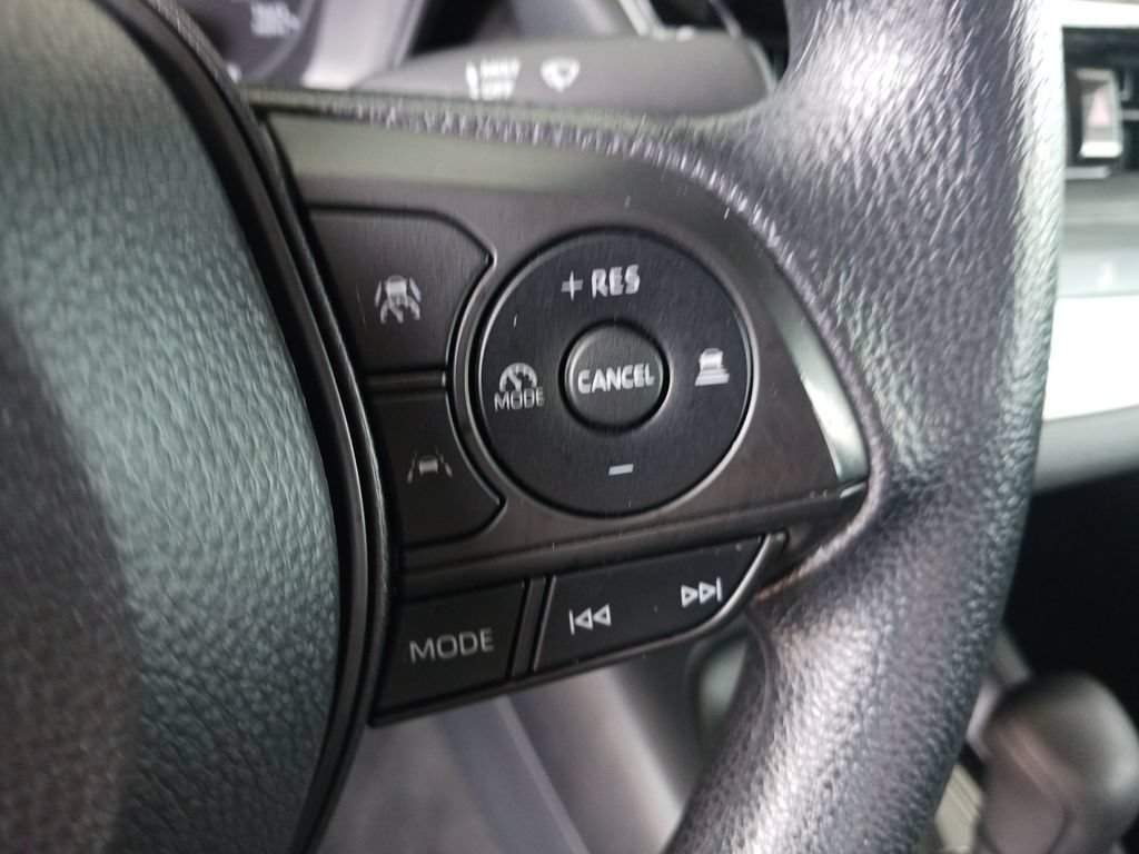 Used 2024 Toyota Corolla LE FWD image 31