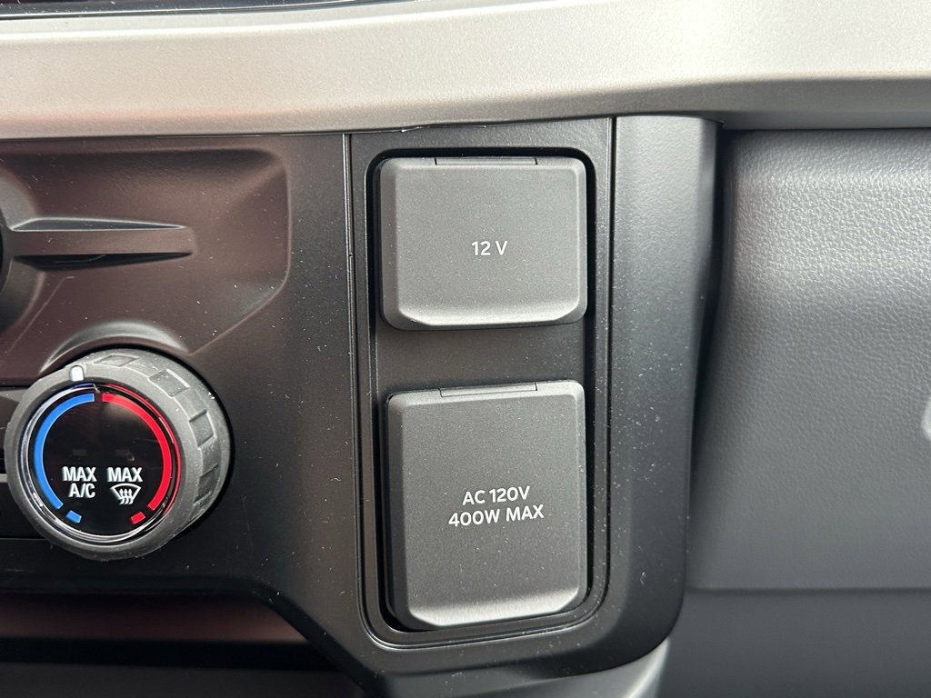 New 2026 Ford F250 XLT w/ XLT Premium Package image 31