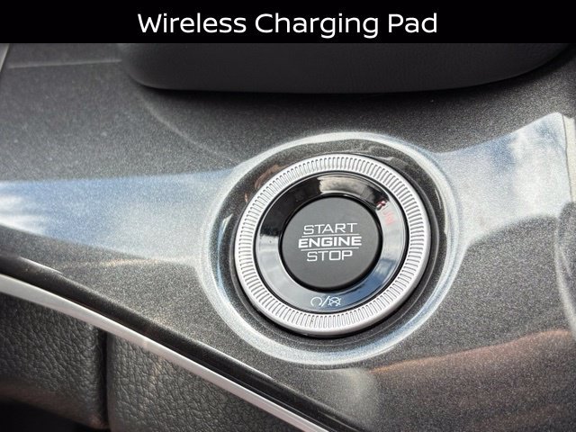 Used 2022 Jeep Grand Cherokee L Laredo w/ Luxury Tech Group I RWD image 21