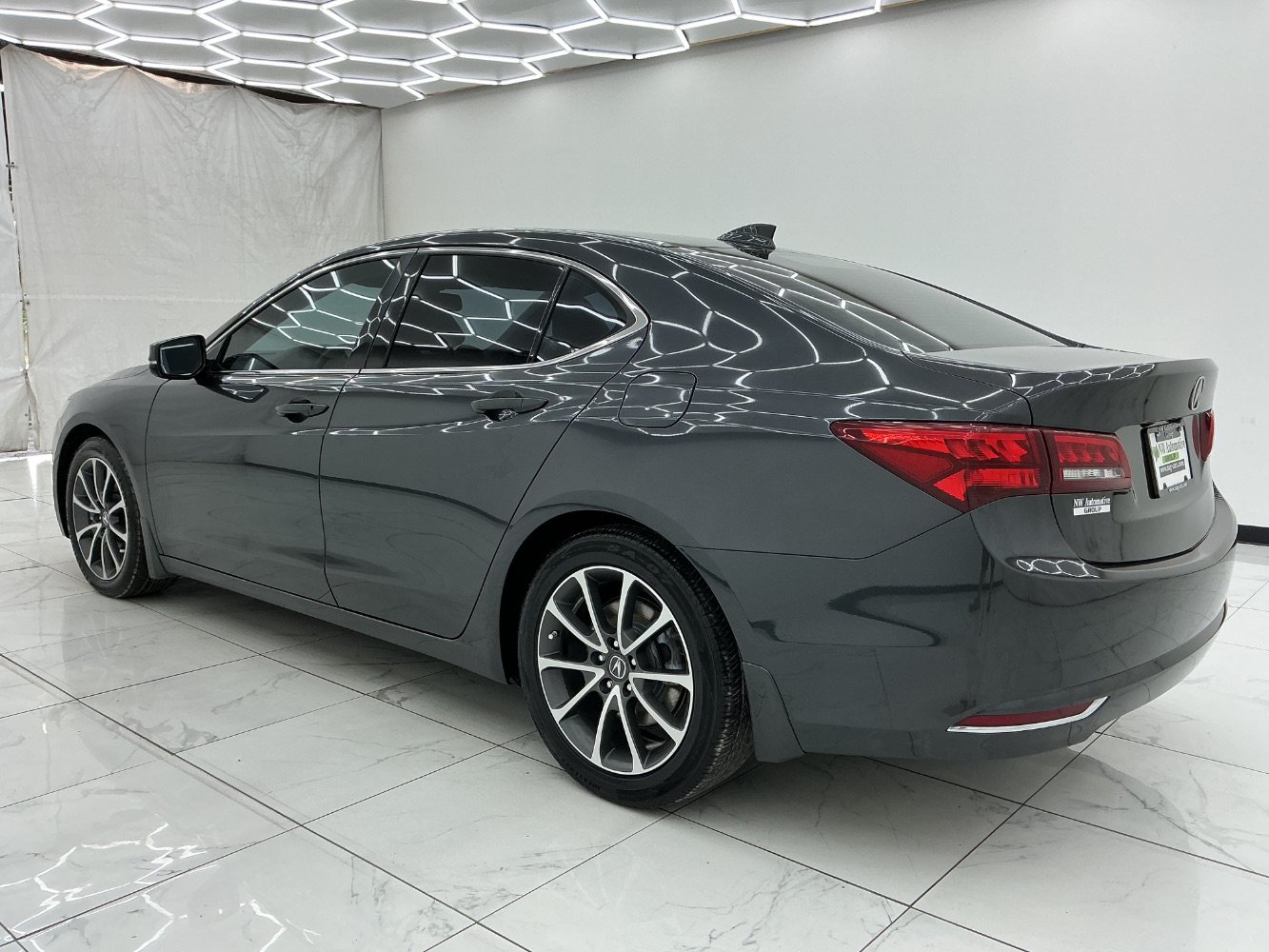 Used 2015 Acura TLX V6 FWD image 12