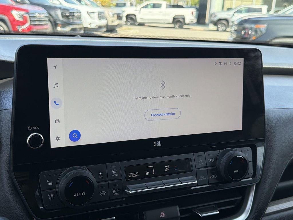 Used 2024 Toyota Grand Highlander Limited image 15