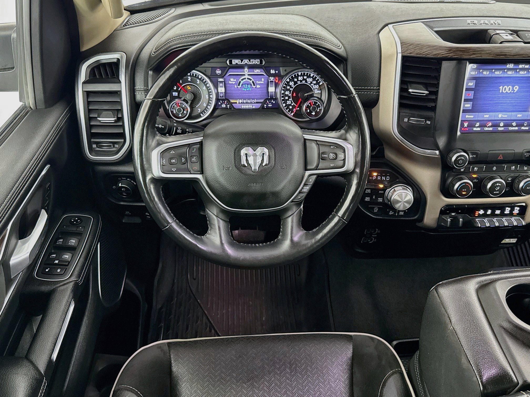 Used 2020 RAM 1500 Laramie AWD/4WD image 15