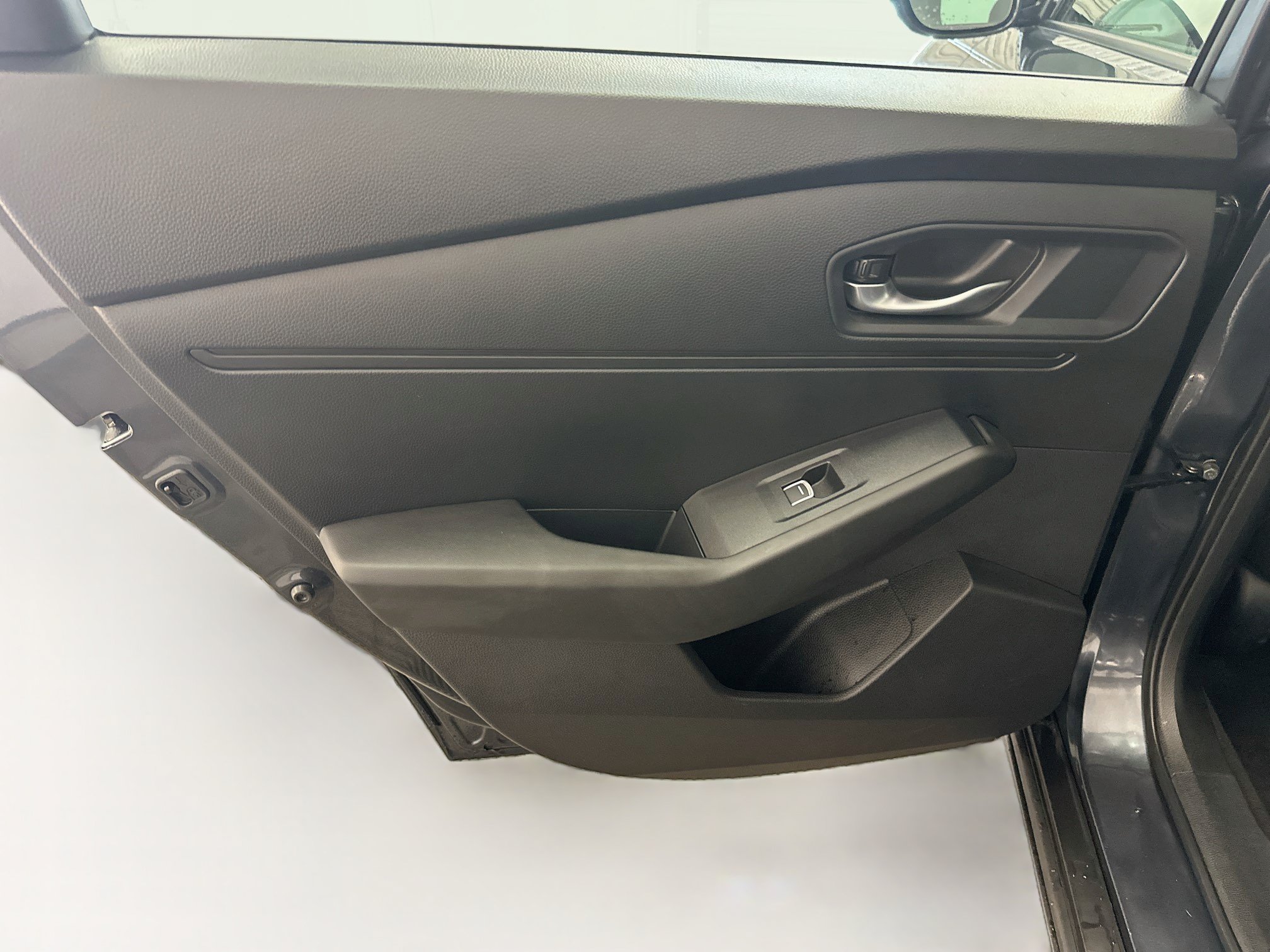 Used 2025 Honda Accord SE image 27