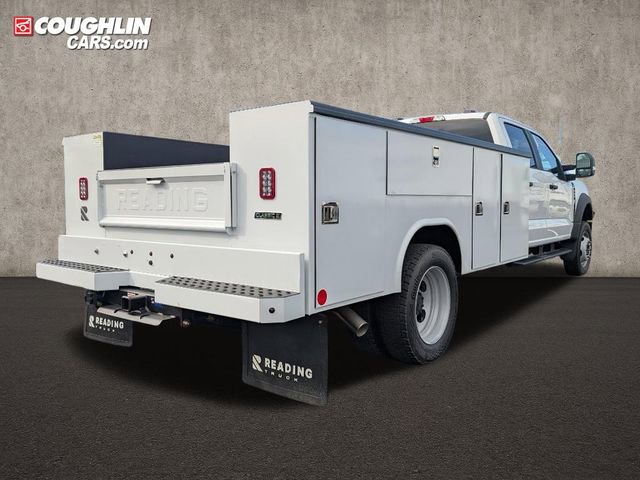 New 2025 Ford F550 4x4 Crew Cab image 8