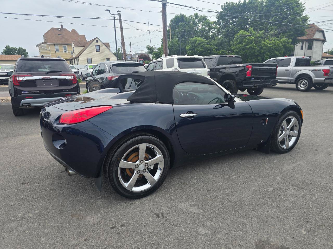 Used 2006 Pontiac Solstice Convertible w/ Premium Package RWD image 5