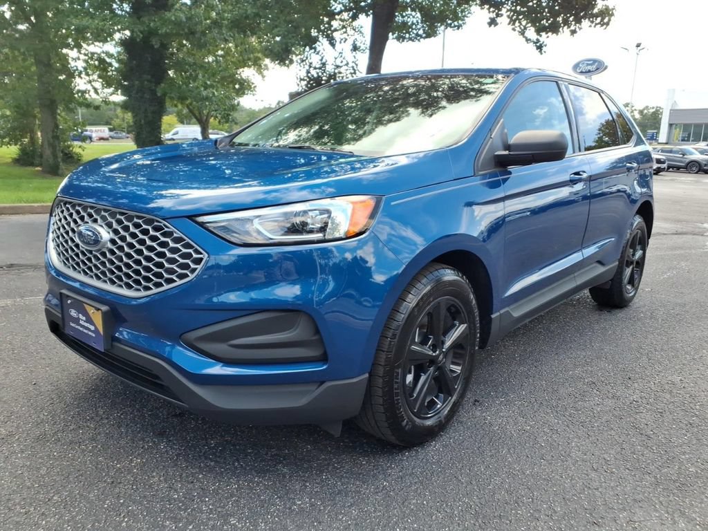 Used 2024 Ford Edge SE AWD/4WD image 5